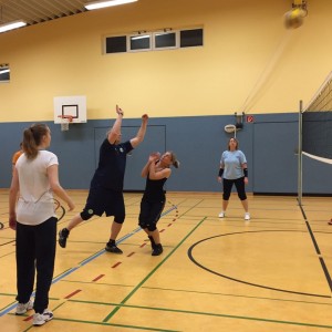 20170329_TSVGrußendorf_Volleyball_Ball_über_die_Schnur